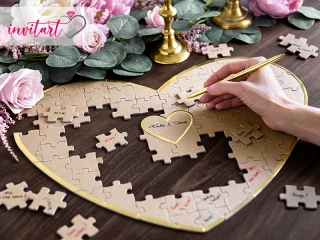Szív formájú puzzle vendégkönyv